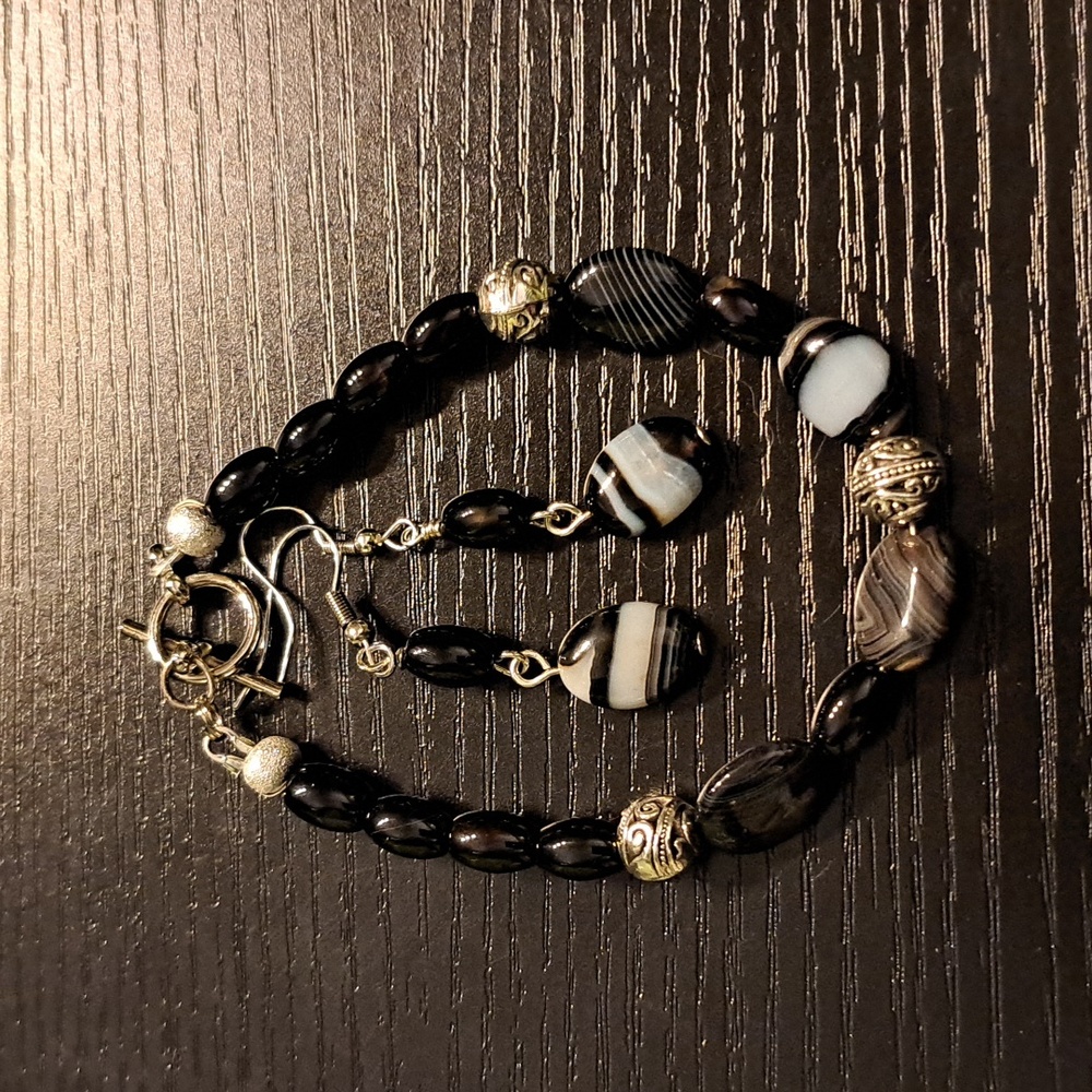 Black/ White Banded Agate Bracelet & Earrings, Stainless Steel Clasp & Earwires